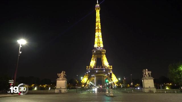 Reportage à Paris sous couvre-feu, la ville forcée de se coucher à 21h