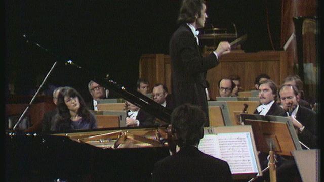 Martha Argerich et Charles Dutoit dans le Concerto n°1 de Tchaikovski le 5 janvier 1975