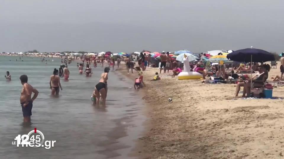 En Grèce, en ce premier week-end post-confinement, les plages ont été prises d'assaut... avec plus ou moins de prudence.