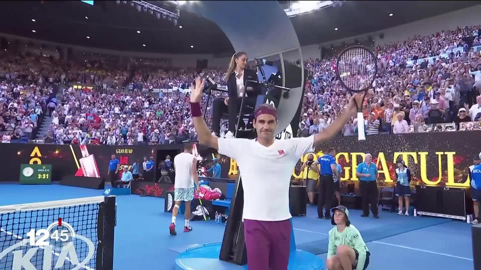 Roger Federer s'impose en 5 sets face à l'Américain Sandgren, après avoir sauvé 7 balles de match.