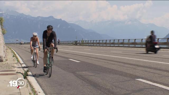 Le canton de Vaud débloque 900'000 francs pour encourager l'utilisation du vélo en créant des bandes cyclables provisoires.