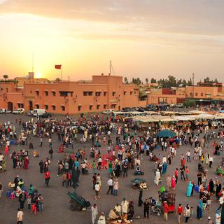 Place Jeema El Fna à Marrakesh au Maroc avant le confinement [Depositphotos - tony4urban]