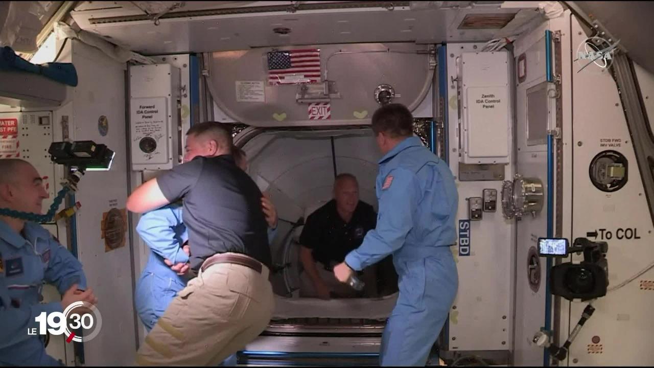 Lancement historique de la société américaine SpaceX, 2 astronautes rejoignent l'ISS.