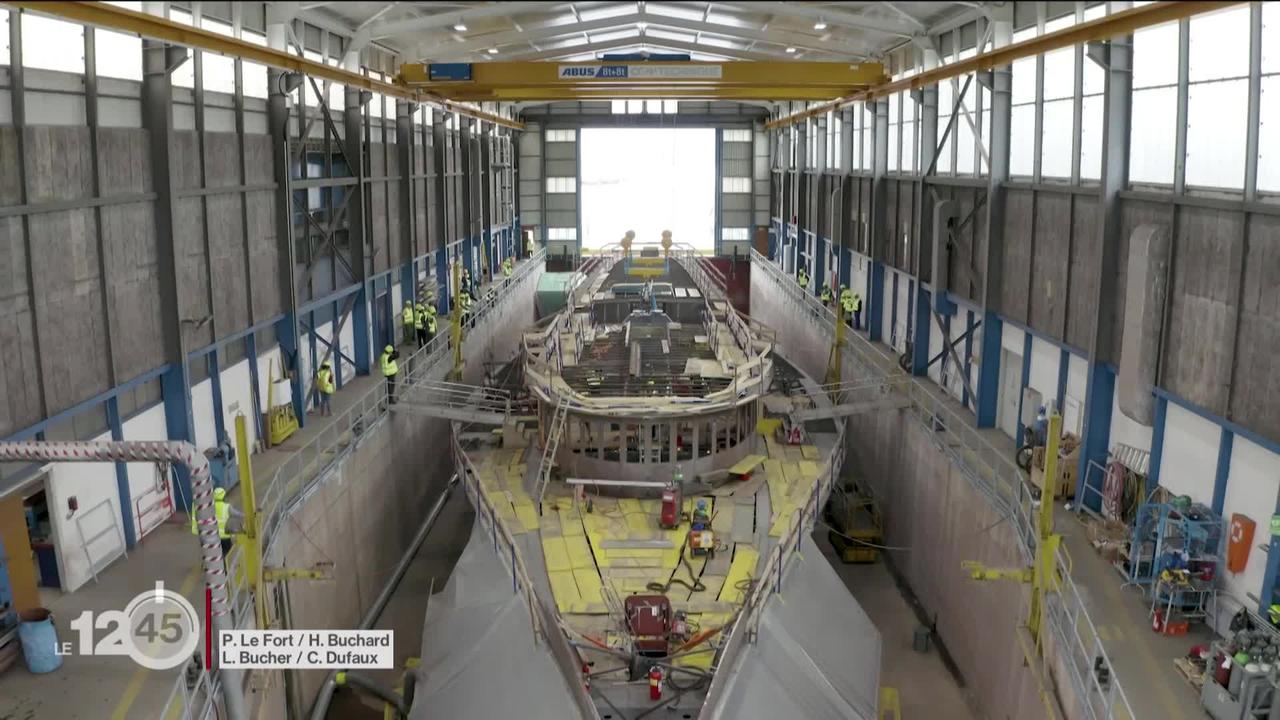 Une nouvelle chaudière de 30 tonnes pour le bateau "Rhône" de la CGN