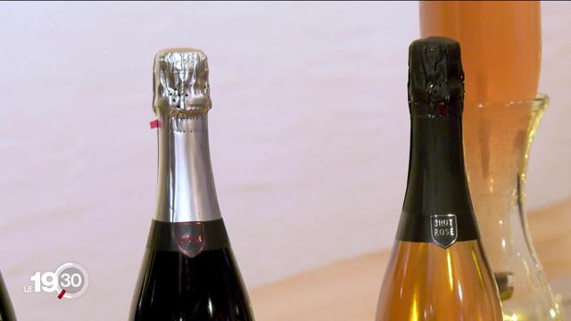 Si le champagne reste favori, les vins effervescents suisses ont aussi la cote et la variété des produits proposés est riche