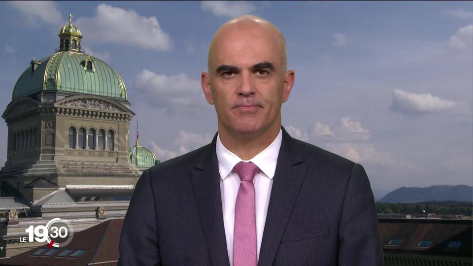 Alain Berset : "Si on veut protéger notre situation, on doit respecter les 10 jours de quarantaine."