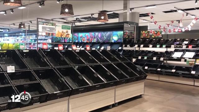 Malgré les stocks assurés, les magasins sont pris d’assaut