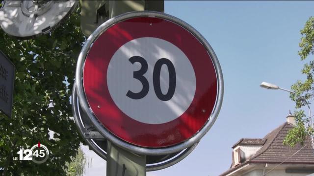 A Bienne, la polémique enfle depuis la limitation à 30 km-h d'un axe routier très fréquenté par les automobilistes.