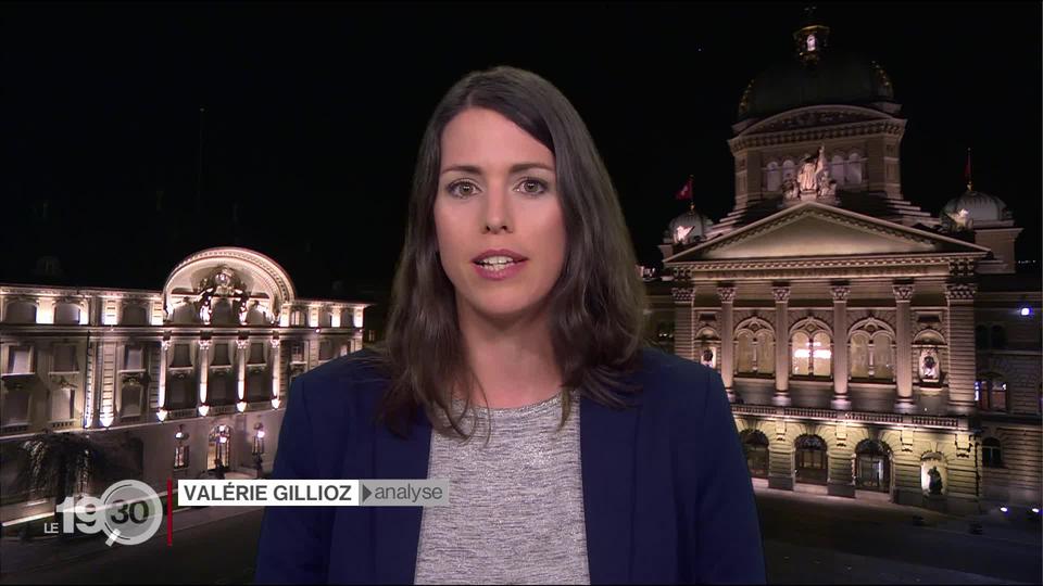 Valérie Gillioz explique que pour les syndicats c'est un jeu d'équilibriste. Ils se trouvent à côté des patrons dans ce combat.