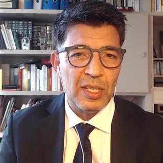 L’Algérie interpelle des opposants au moment où s’amorce le déconfinement (vidéo)