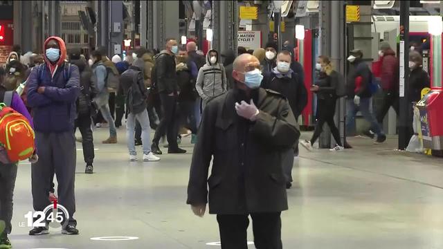 Paris se déconfine dans le respect des nouvelles règles sanitaires