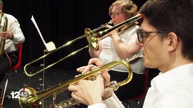 Les fanfares forcées de se réinventer pour cause de Covid.