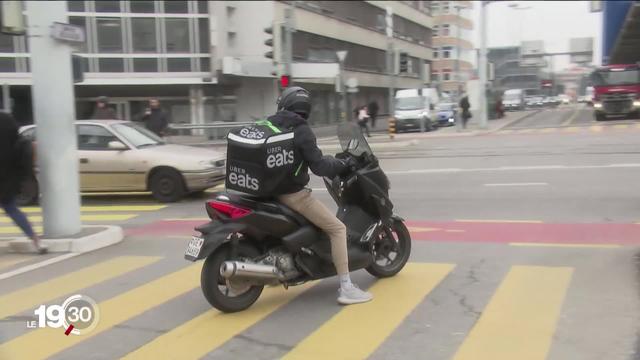 Les livreurs d'Uber Eats à Genève seront dès mardi au bénéfice d'un contrat de travail.