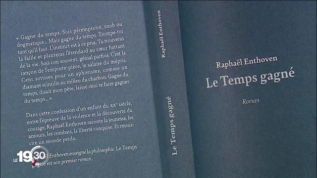 Le philosophe français Raphaël Enthoven publie un premier roman autobiographique.