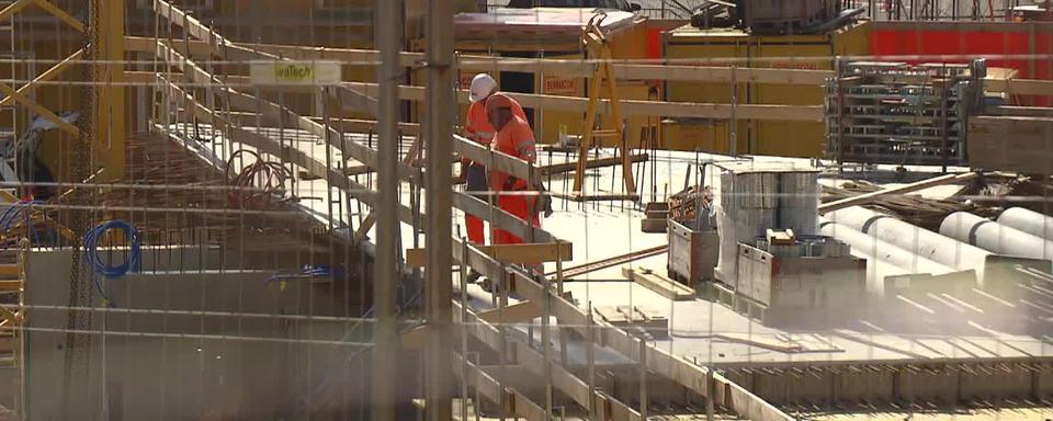 De nombreux chantiers s'arrêteront demain en Suisse romande, mais pas dans le Jura qui n'a pas encore pris position.