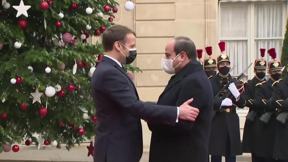 Le président égyptien Al-Sissi rencontre Emmanuel Macron à Paris. Au cœur des discussions, la question des droits de l'Homme