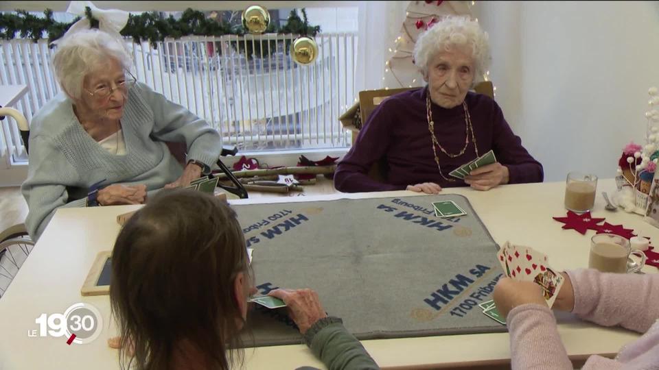 Le personnel soignant et les personnes âgées seront prioritaires pour se faire vacciner. Reportage dans un EMS fribourgeois.