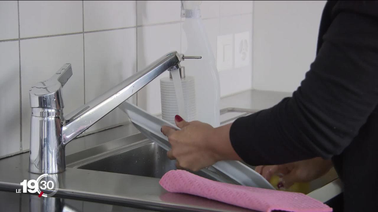 Les femmes de ménage ou employées de maison peuvent continuer à travailler mais ne bénéficient pas d'aides particulières.