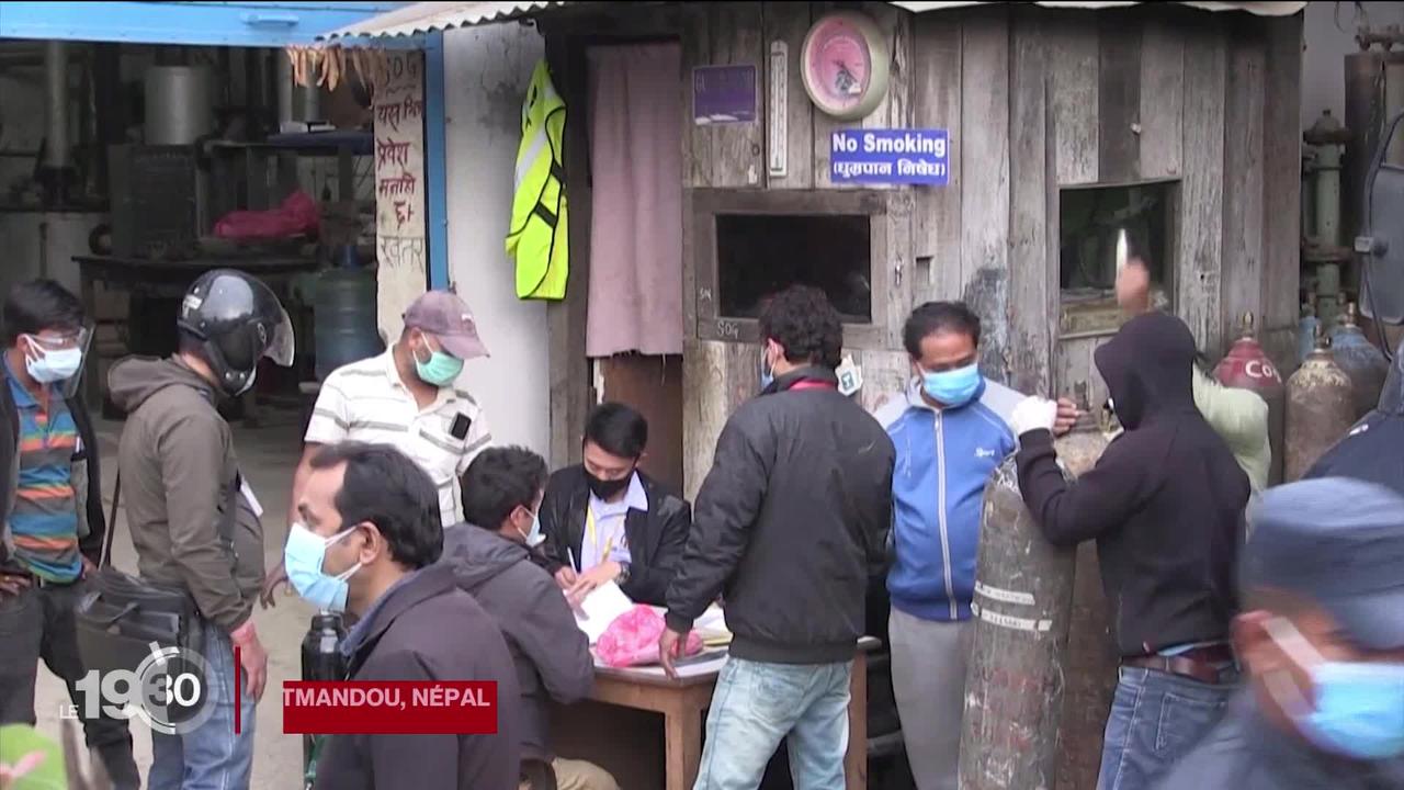 La pandémie de Covid-19 frappe durement le Népal