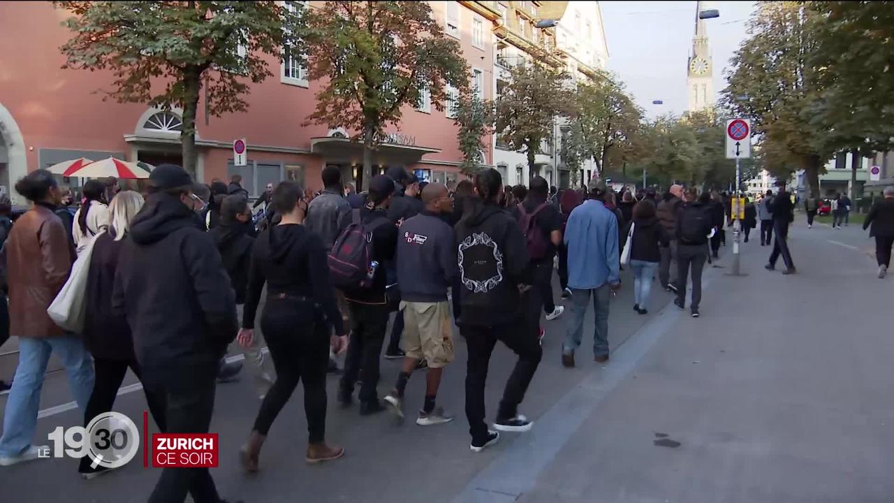 Trois semaines après la mort d'un homme en gare de Morges, des manifestants dénoncent une bavure raciste