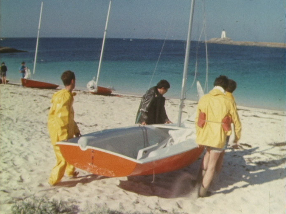 Ecole de voile de l'archipel des Glénans [RTS]