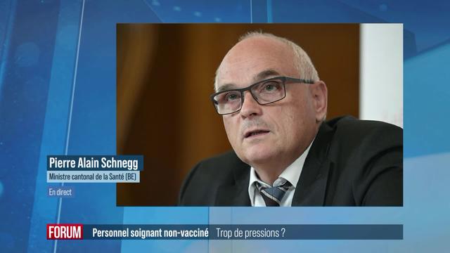 Personnel soignant non-vacciné: obligation déguisée? Interview de Pierre Alain Schnegg