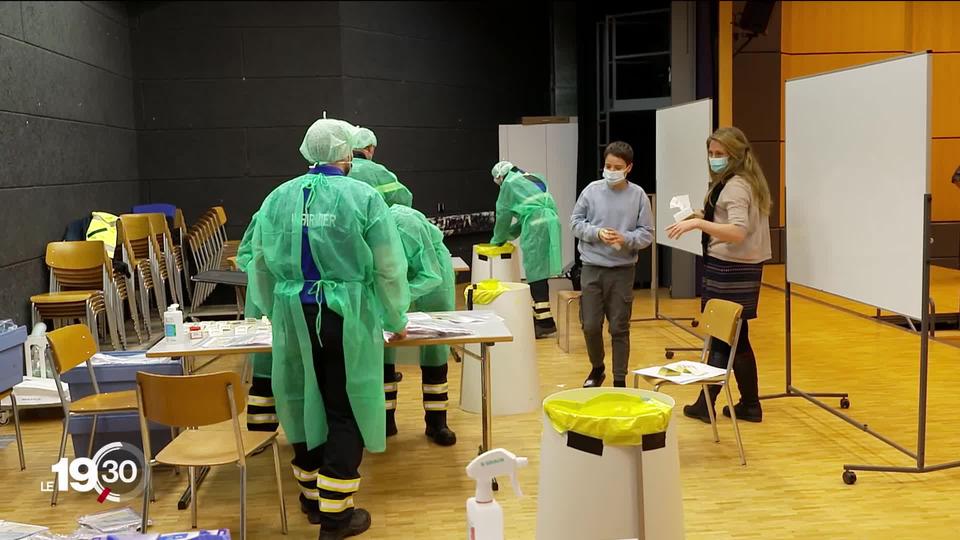 Tests du variant dit anglais dans des écoles fribourgeoises.