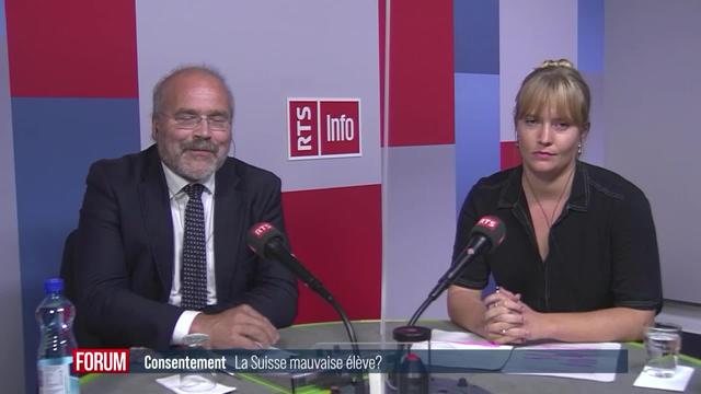 Définition juridique du viol: faut-il intégrer le consentement au code pénal? Débat entre Noémi Grütter et Philippe Bauer (vidéo)