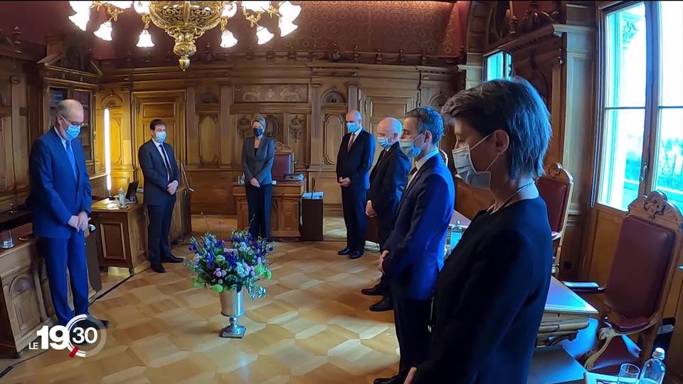 Une minute de silence a été observée ce vendredi à midi en Suisse pour commémorer le souvenir des victimes du Covid