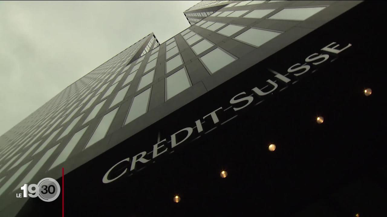 Le Crédit Suisses affiche une perte de 900 millions et remanie sa direction.