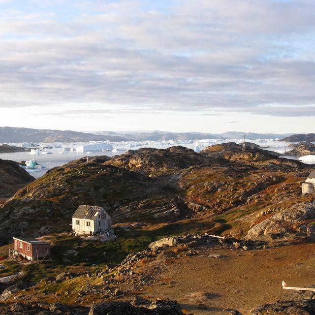 Paysages de bord de mer de la côte Est du Groenland. [RTS - Stéphane Cosme]