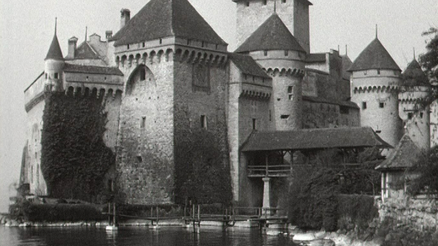Le château de Chillon sur les rives du lac Léman