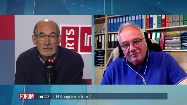 Le PLR divisé sur la Loi CO2: Débat entre Xavier Moret et Jacques Bourgeois