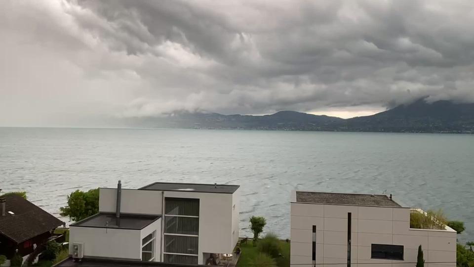 Temps tempétueux en accéléré au Bouveret (VS)