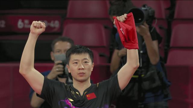 Tennis de table, finale messieurs: Ma Long (CHN) remporte le titre olympique face à son compatriote Fan Zhendong