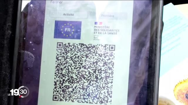 En France, la traque aux faux pass sanitaires a débuté