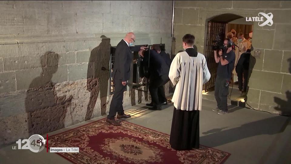 La cathédrale de Fribourg abrite une partie des reliques du Jésuite néerlandais Saint Pierre Canisius.