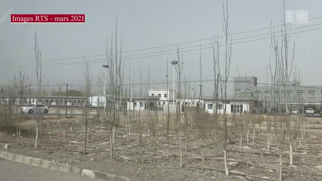 Approche d'un camp de détention présumé dans le Xinjiang