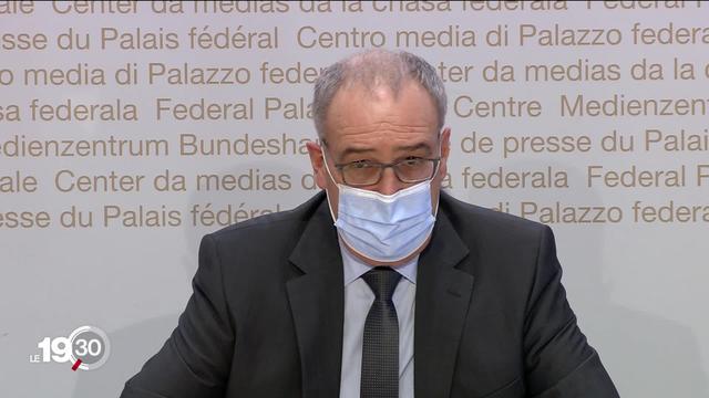 Guy Parmelin en campagne contre les deux initiatives anti-pesticides soumises à votation le 13 juin