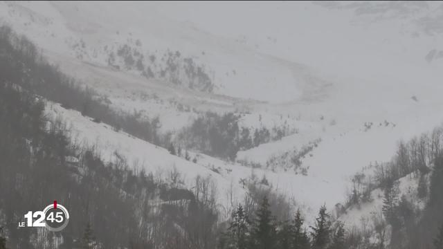 Après les coulées d'avalanches de ces derniers jours, les autorités appellent les skieurs et les randonneurs à la prudence