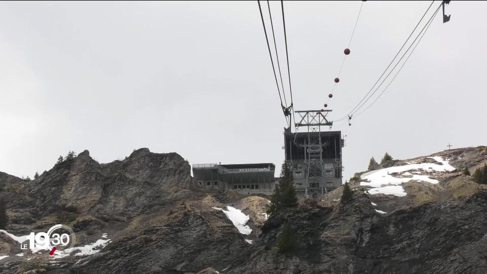 Le travail de révision des installations téléphériques de Champéry.