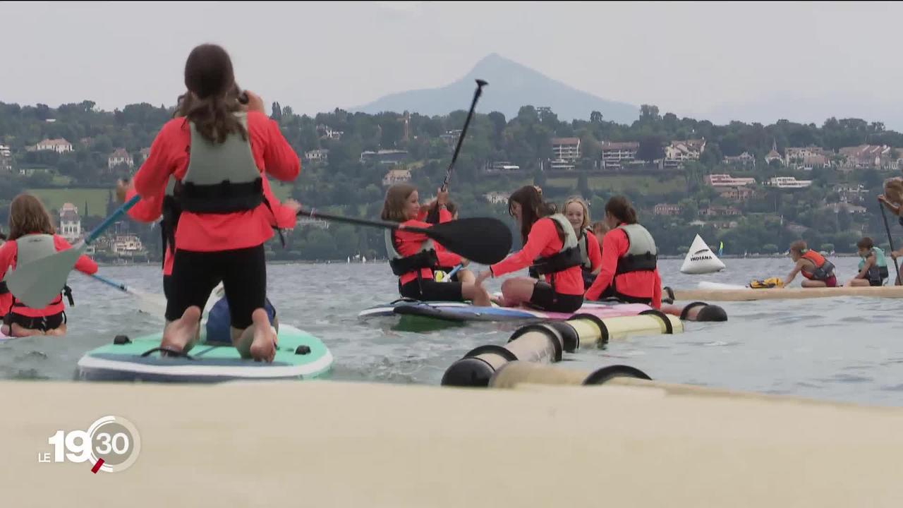 L'association Stand Up Paddle de Genève propose aux jeunes d'utiliser leur planche pour nettoyer le lac Léman