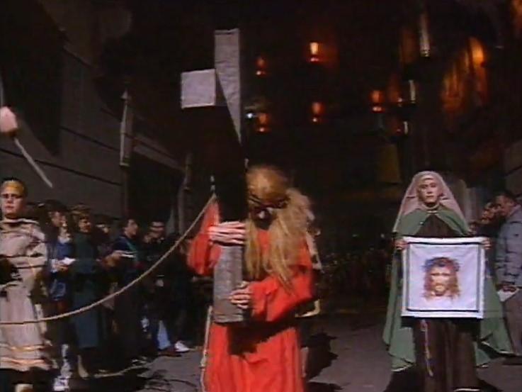 Le jeudi avant Pâques, un grand cortège de la passion du Christ rassemble figurants et public à Mendrisio, 1996 [RTS]