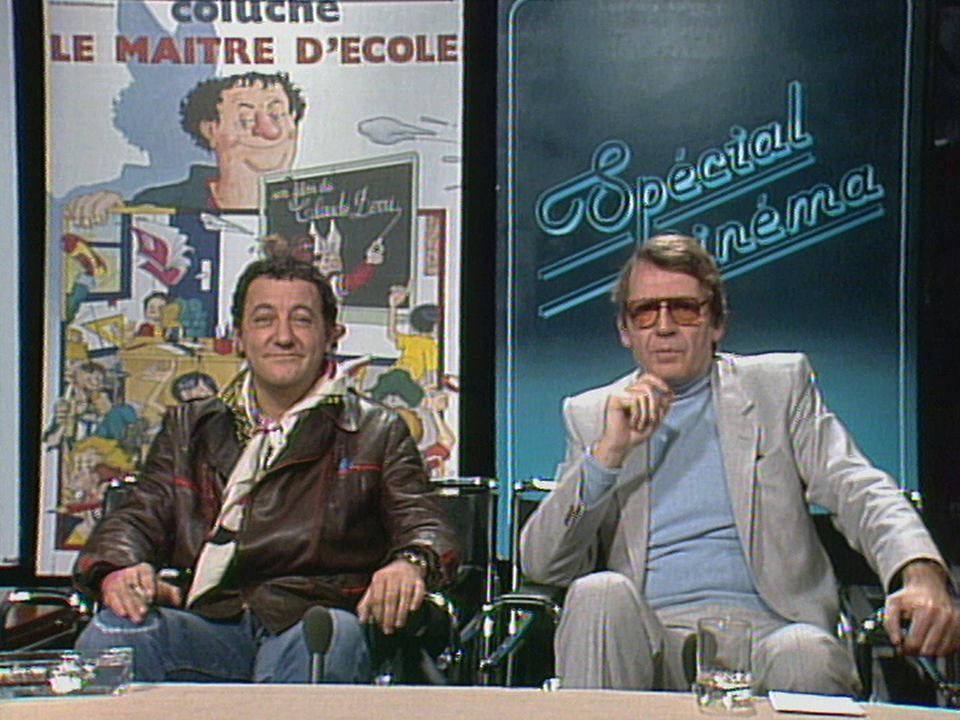 Coluche sur le plateau de Spécial cinéma en 1981. [RTS]