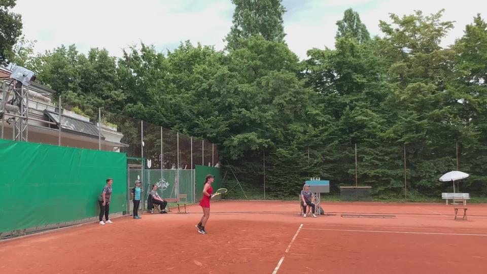 Reportage au tournoi de Lausanne, interview de la juge de ligne Sandrine Mazilu