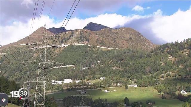 Les travaux de percement du second tube routier du Gothard ont officiellement été lancés mercredi.