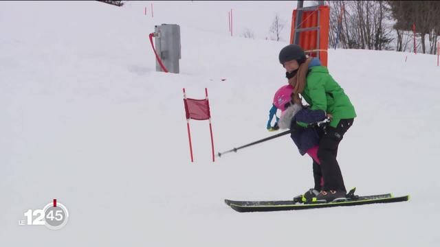 Les petites stations de ski battent des records de fréquentation grâce aux bonnes conditions d'enneigement.