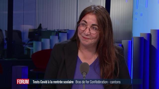 Les cantons invités à faire régulièrement des tests Covid dans les écoles: interview de Cesla Amarelle