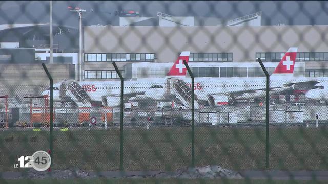 Très durement éprouvé par la pandémie, le secteur de l'aviation exige du Conseil fédéral des perspsectives claires