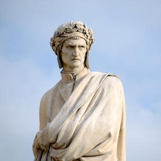 Statue de Dante à Florence en Italie [Depositphotos - zmtanya]
